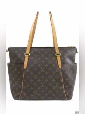 Louis Vuitton Totally MM Tote Bag